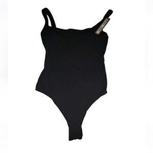 NWT SKIMS FITS EVERYBODY Square Neck Bodysuit- XS